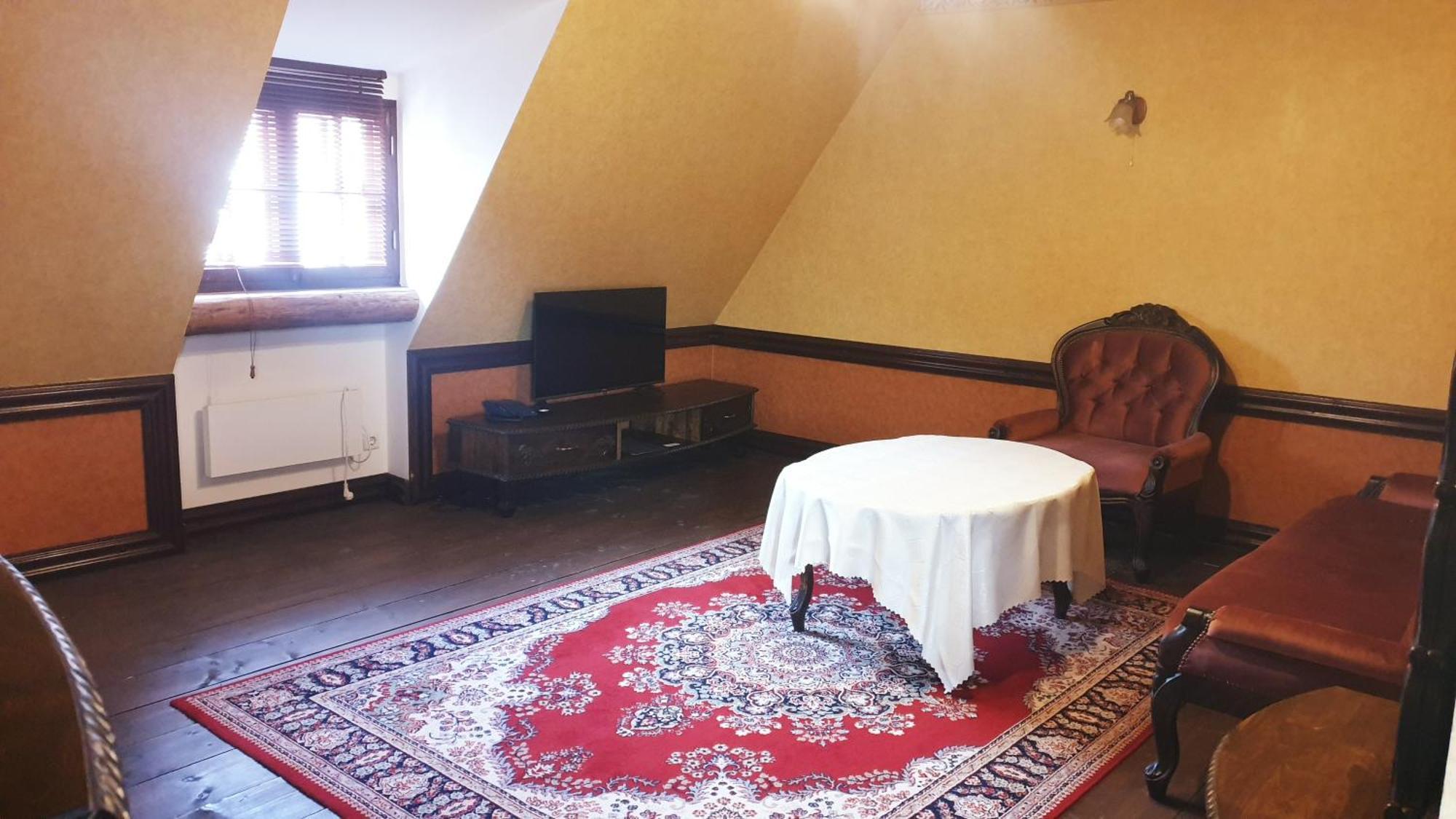 St. Peterburg Hotel Pärnu Buitenkant foto